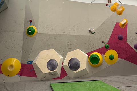 Pole-France-Voiron Pôle France Voiron mur d'escalade